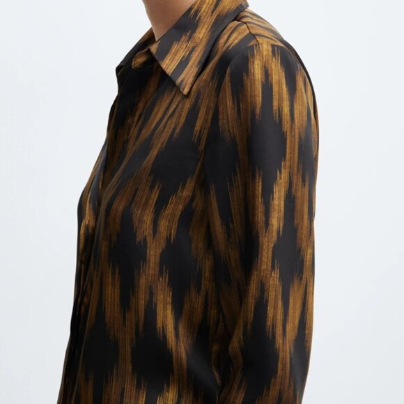 Mango Satin Print Shirt like New - Picture 4 of 9